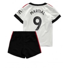 Manchester United Anthony Martial #9 Bortaställ Barn 2022-23 Korta ärmar (+ Korta byxor)